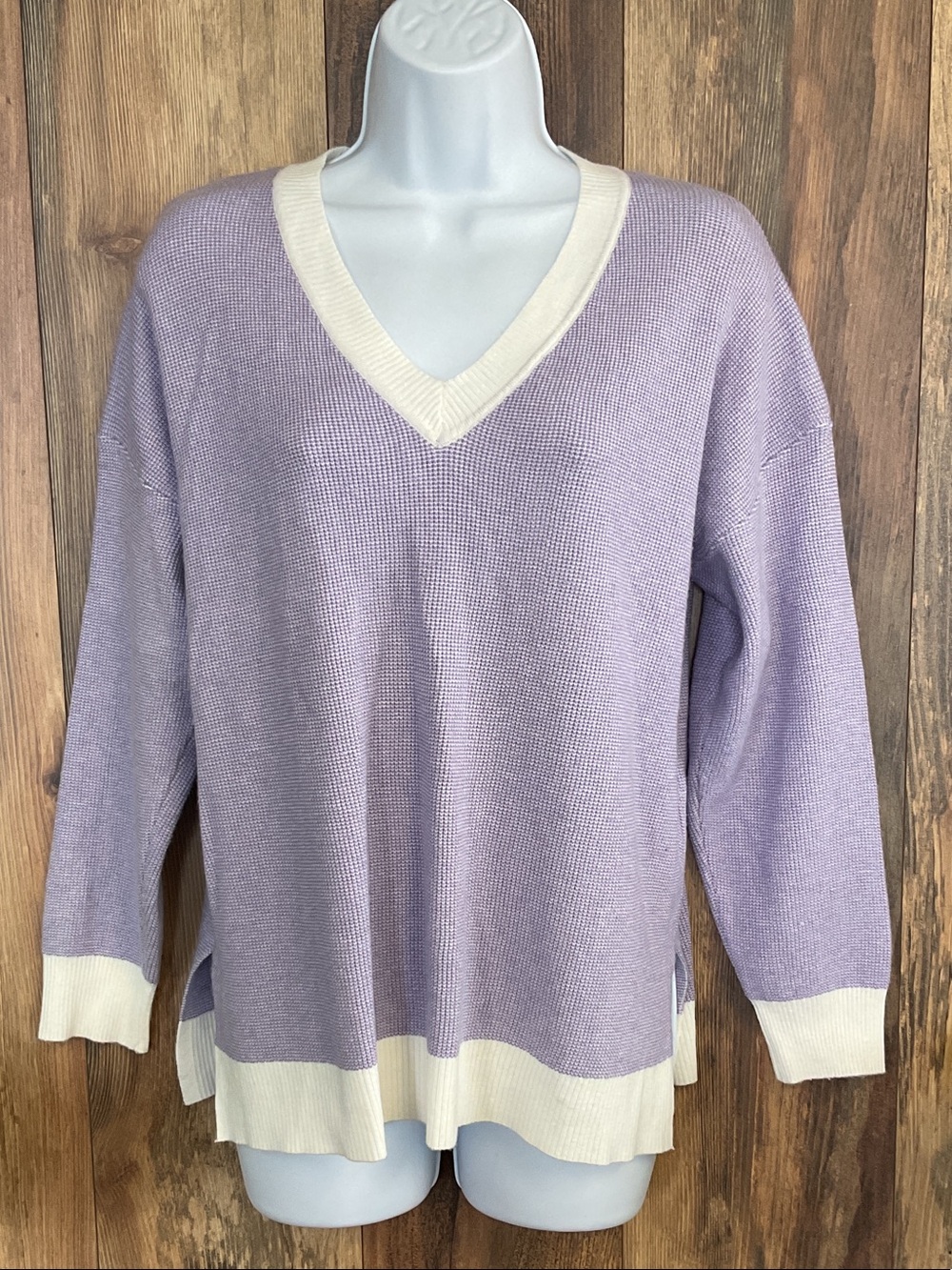 Dreamers by Debut Lavender V-Neck Sweater S 392B